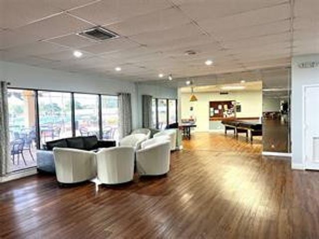 151 Berkley Road 309, Hollywood, FL 33024