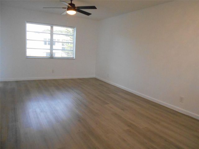 151 Berkley Road 309, Hollywood, FL 33024