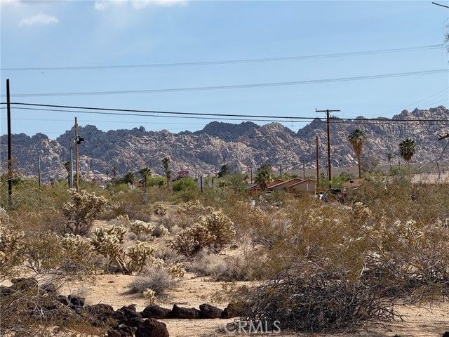 12 Indian Cove Road, Twentynine Palms, CA 92277