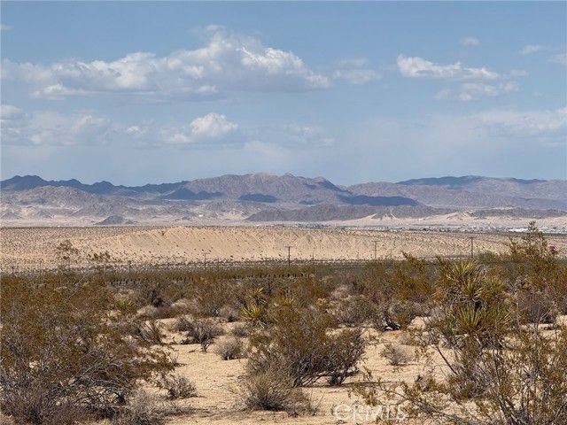 12 Indian Cove Road, Twentynine Palms, CA 92277