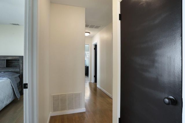 32 S Corinth Ave, Lodi, CA 95242