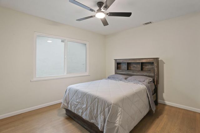 32 S Corinth Ave, Lodi, CA 95242