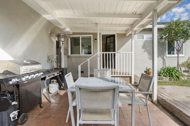 32 S Corinth Ave, Lodi, CA 95242