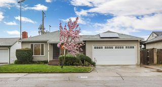 32 S Corinth Ave, Lodi, CA 95242