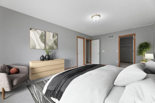 17682 96th Avenue N, Maple Grove, MN 55311