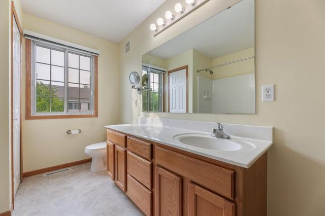 17682 96th Avenue N, Maple Grove, MN 55311