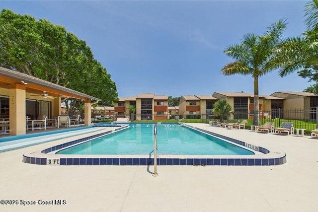 2323 Golf Lake Circle 1111, Melbourne, FL 32935