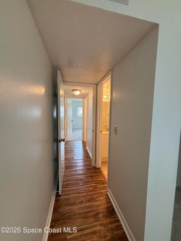 2323 Golf Lake Circle 1111, Melbourne, FL 32935