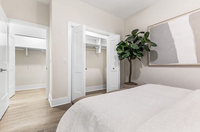 435 Madison Street 407, Oak Park, IL 60302