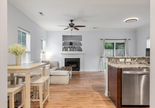 187 W Pine Street, Summerville, SC 29485