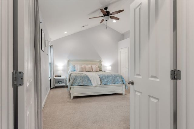 187 W Pine Street, Summerville, SC 29485