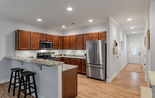 187 W Pine Street, Summerville, SC 29485