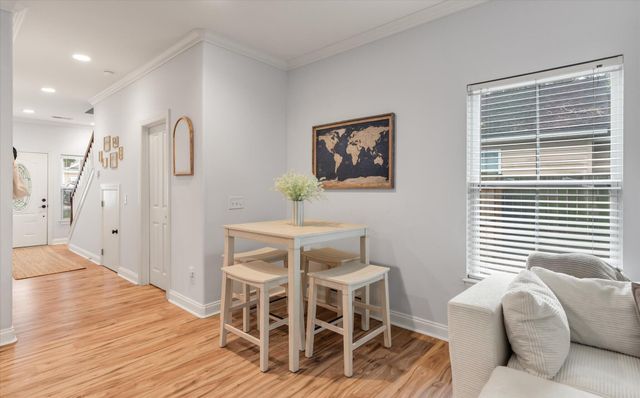 187 W Pine Street, Summerville, SC 29485