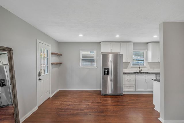 2721 Jones Ave, Nashville, TN 37207