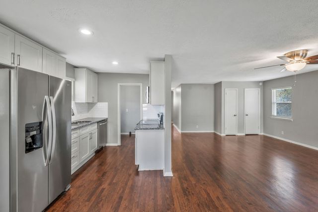 2721 Jones Ave, Nashville, TN 37207