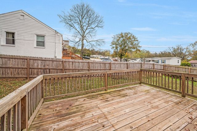 2721 Jones Ave, Nashville, TN 37207