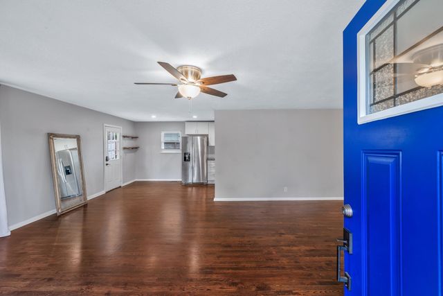 2721 Jones Ave, Nashville, TN 37207