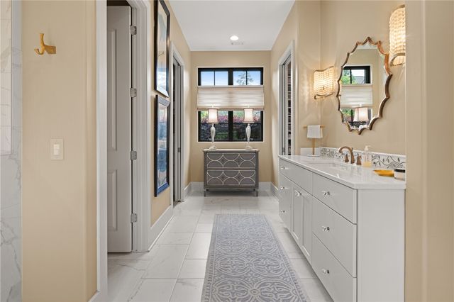 3021 Rock Point Drive, Seneca, SC 29672