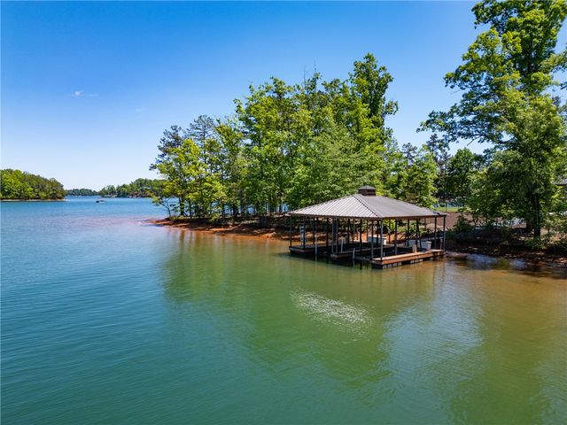 3021 Rock Point Drive, Seneca, SC 29672