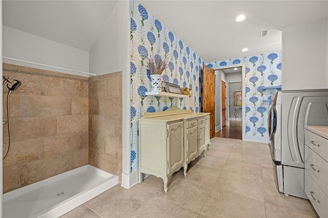 3021 Rock Point Drive, Seneca, SC 29672