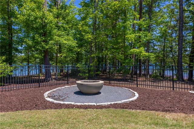 3021 Rock Point Drive, Seneca, SC 29672