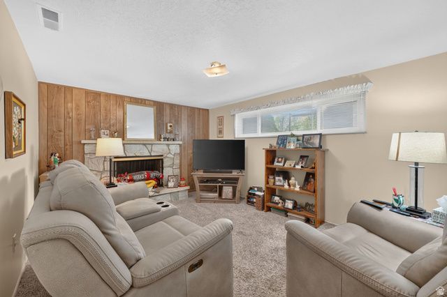 6021 S DON JOSE DR, Taylorsville, UT 84129
