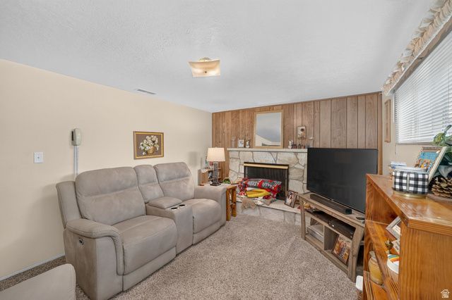 6021 S DON JOSE DR, Taylorsville, UT 84129