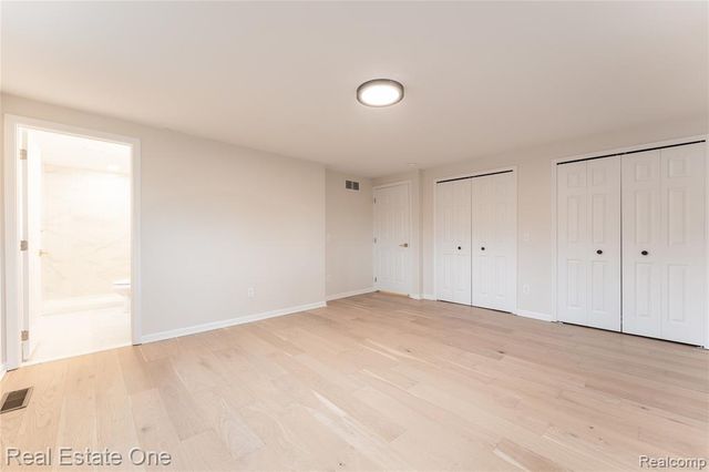 19339 Starlane Street, Southfield, MI 48075