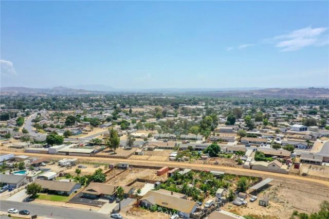 11201 58th, Jurupa Valley, CA 91752