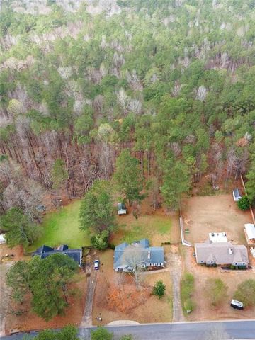 90 Jeb Stuart Drive, Newnan, GA 30265