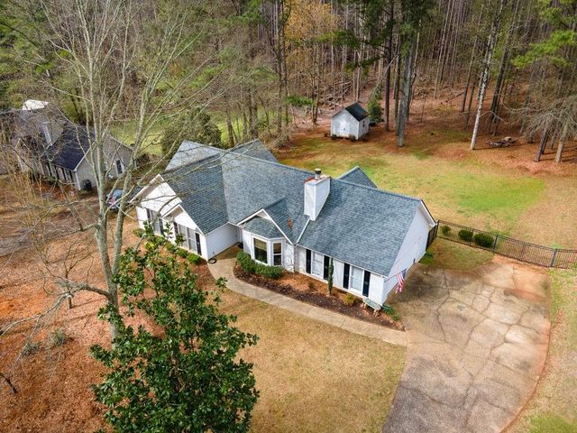 90 Jeb Stuart Drive, Newnan, GA 30265