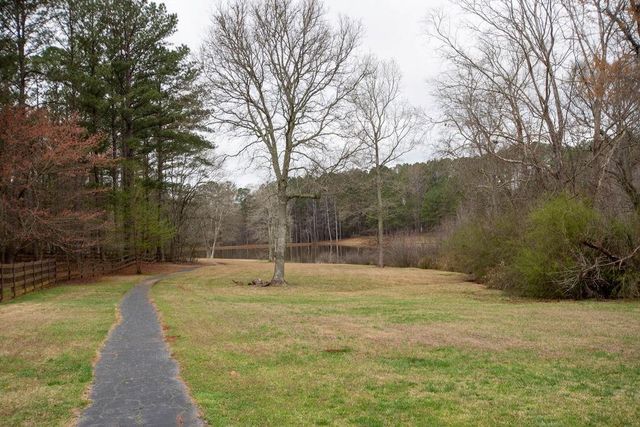 90 Jeb Stuart Drive, Newnan, GA 30265