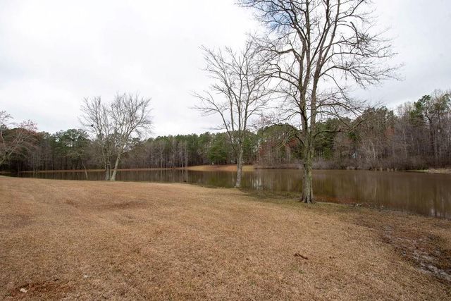 90 Jeb Stuart Drive, Newnan, GA 30265