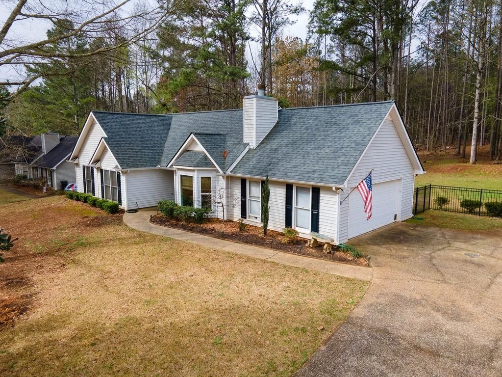 90 Jeb Stuart Drive, Newnan, GA 30265
