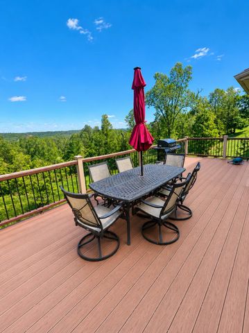 53 Private Drive 633, Chesapeake, OH 45619