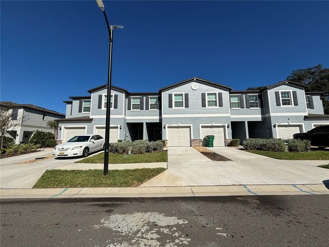36425 CAMPFIRE TERRACE, Zephyrhills, FL 33541