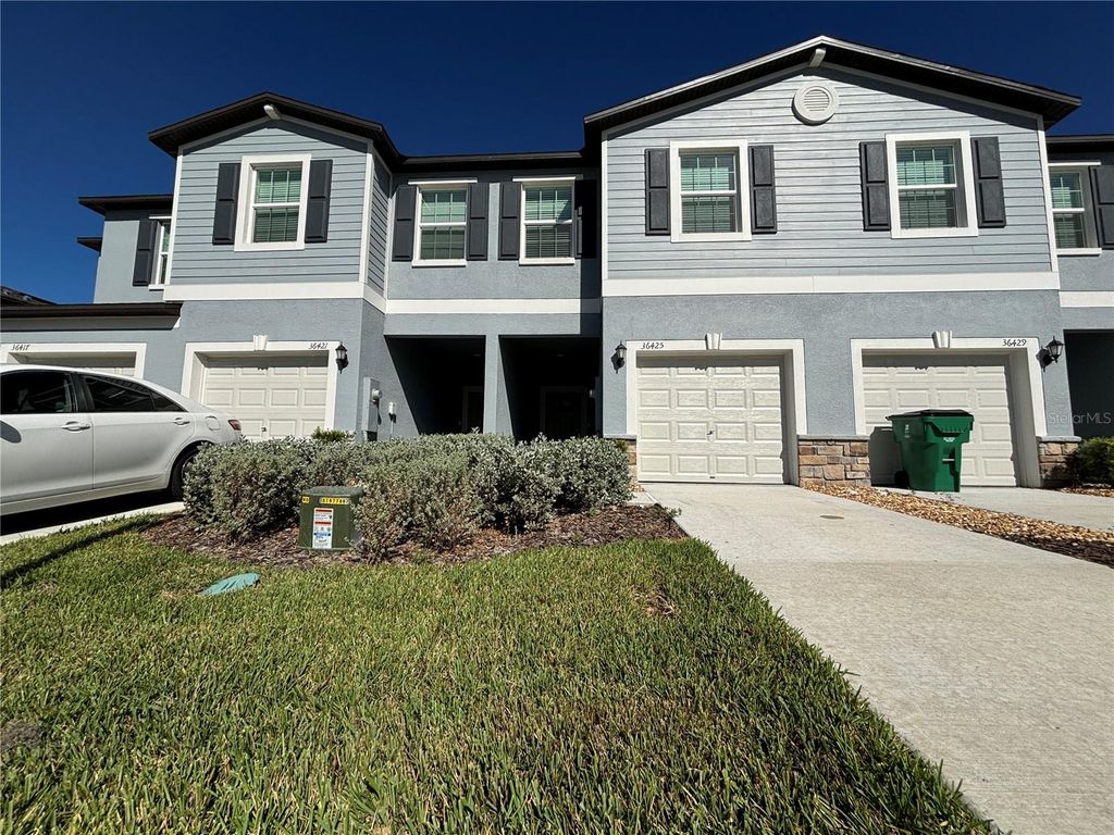36425 CAMPFIRE TERRACE, Zephyrhills, FL 33541