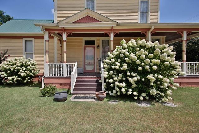 139 OAK AVE, Whiteville, TN 38075