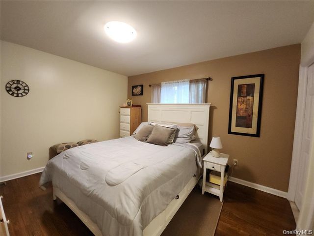 101 Longstreet Avenue, Bronx, NY 10465