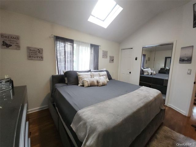 101 Longstreet Avenue, Bronx, NY 10465