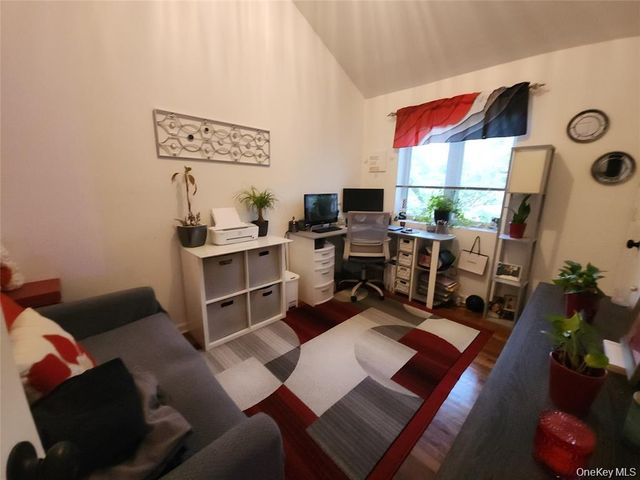 101 Longstreet Avenue, Bronx, NY 10465