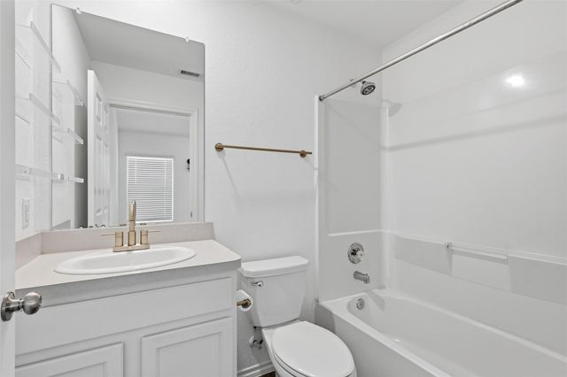 1223 Blue Hazel Court, Pinehurst, TX 77362