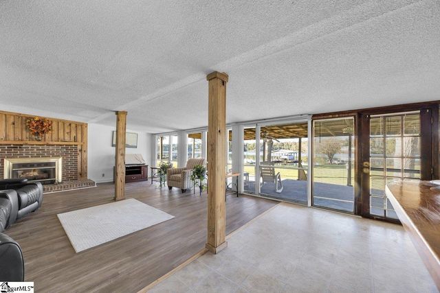 235 Cedar Hill Lane, Waterloo, SC 29384