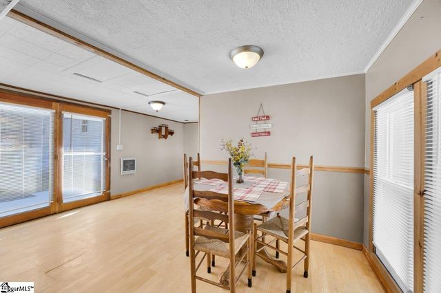 235 Cedar Hill Lane, Waterloo, SC 29384