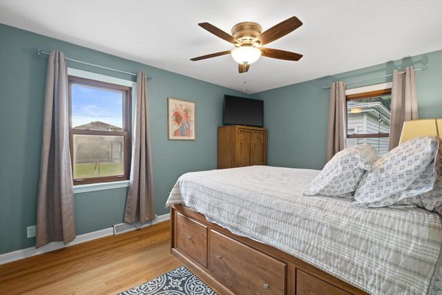 2317 Gillen STREET, Racine, WI 53403