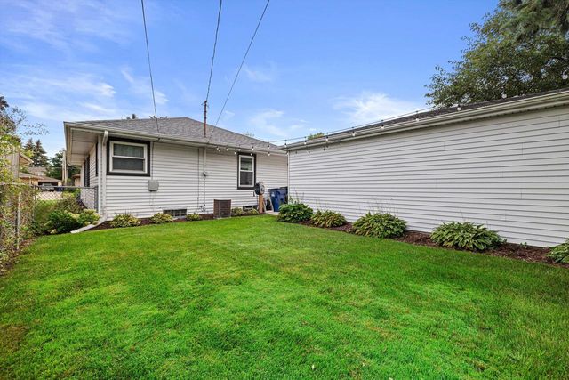 2317 Gillen STREET, Racine, WI 53403