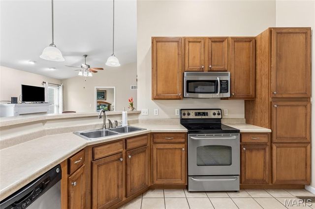 961 Promenade Court, Dardenne Prairie, MO 63368