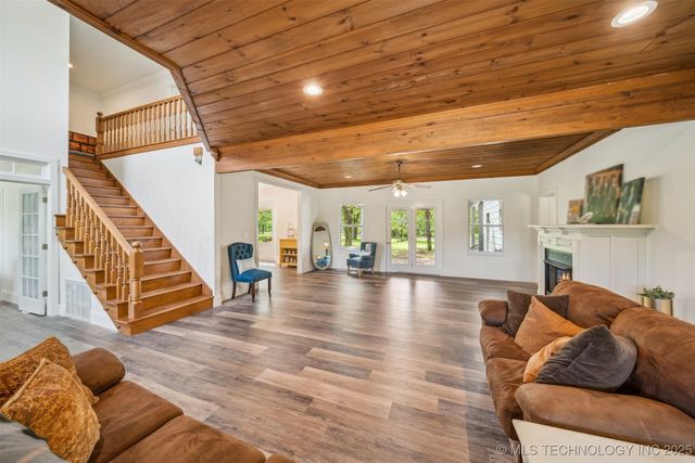 1001 County Road 2265, Skiatook, OK 74070