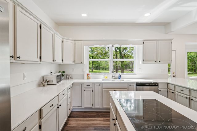 1001 County Road 2265, Skiatook, OK 74070