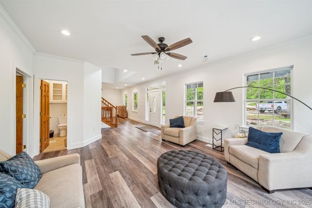 1001 County Road 2265, Skiatook, OK 74070